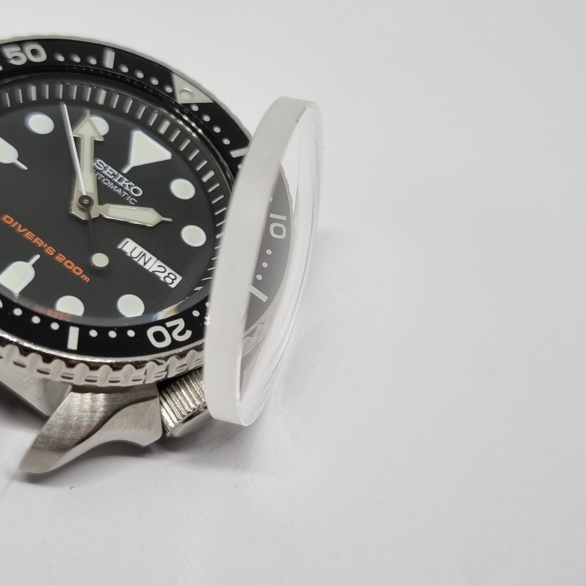 Double dome sale sapphire crystal skx007