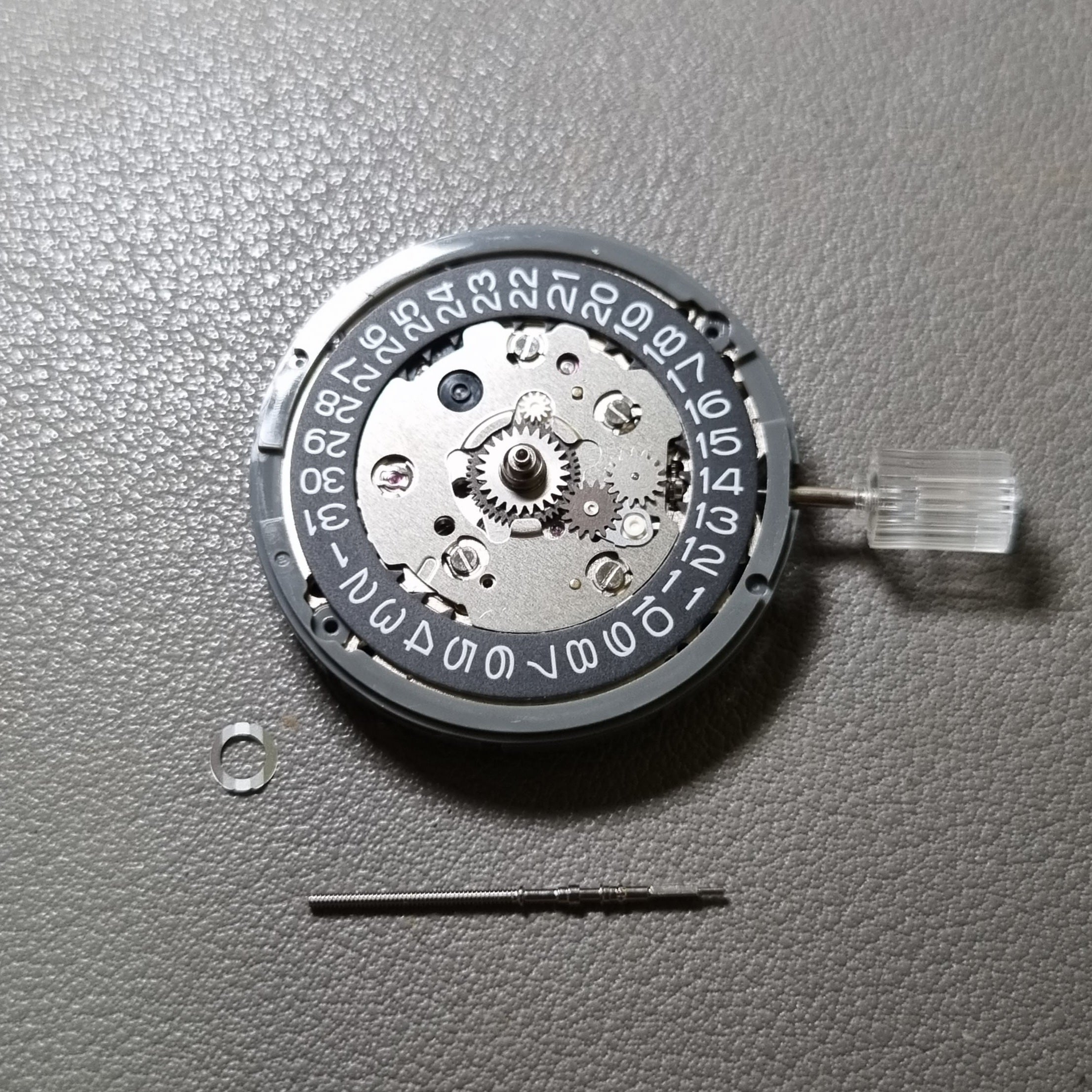 MVT011 Seiko Instruments Inc NH34 Movement – Mod Mode Watches
