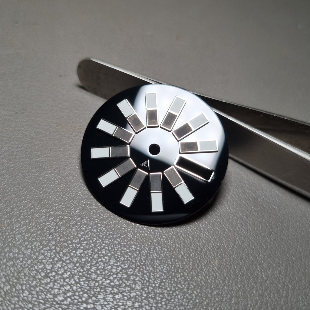 Ando Ando Ando DDID - Day-Date Integrated Dial - DIA099