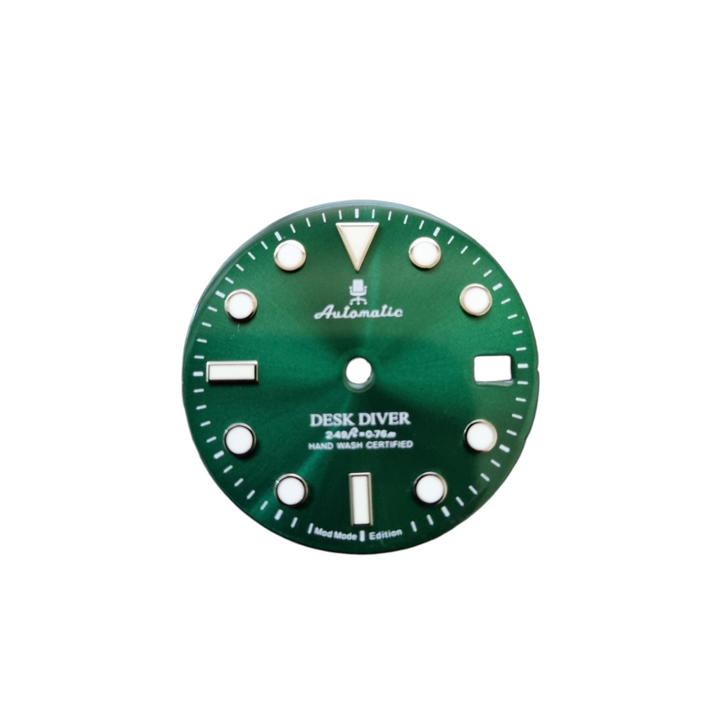DIA112 - Desk Diver Enamel Dial