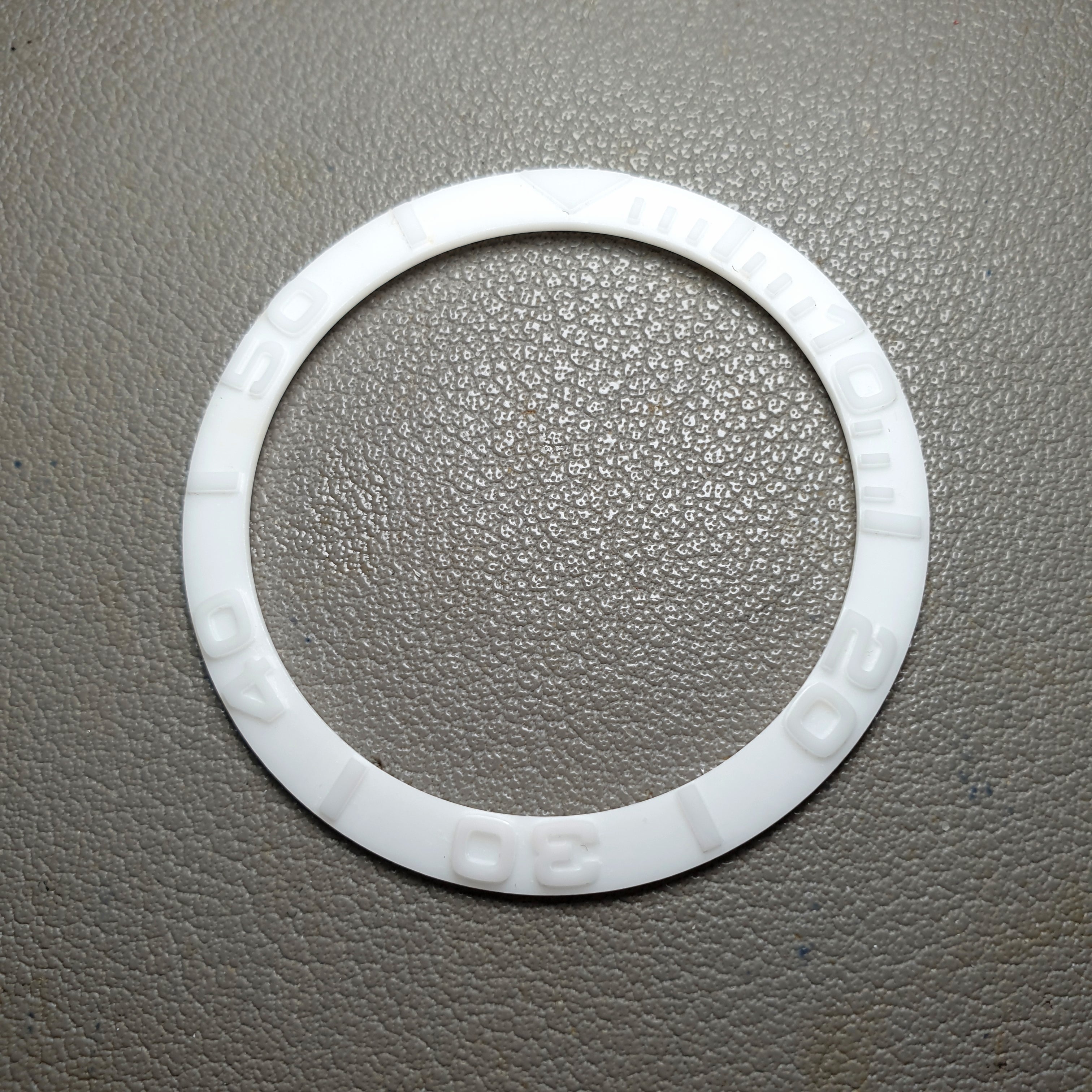 White YM Insert