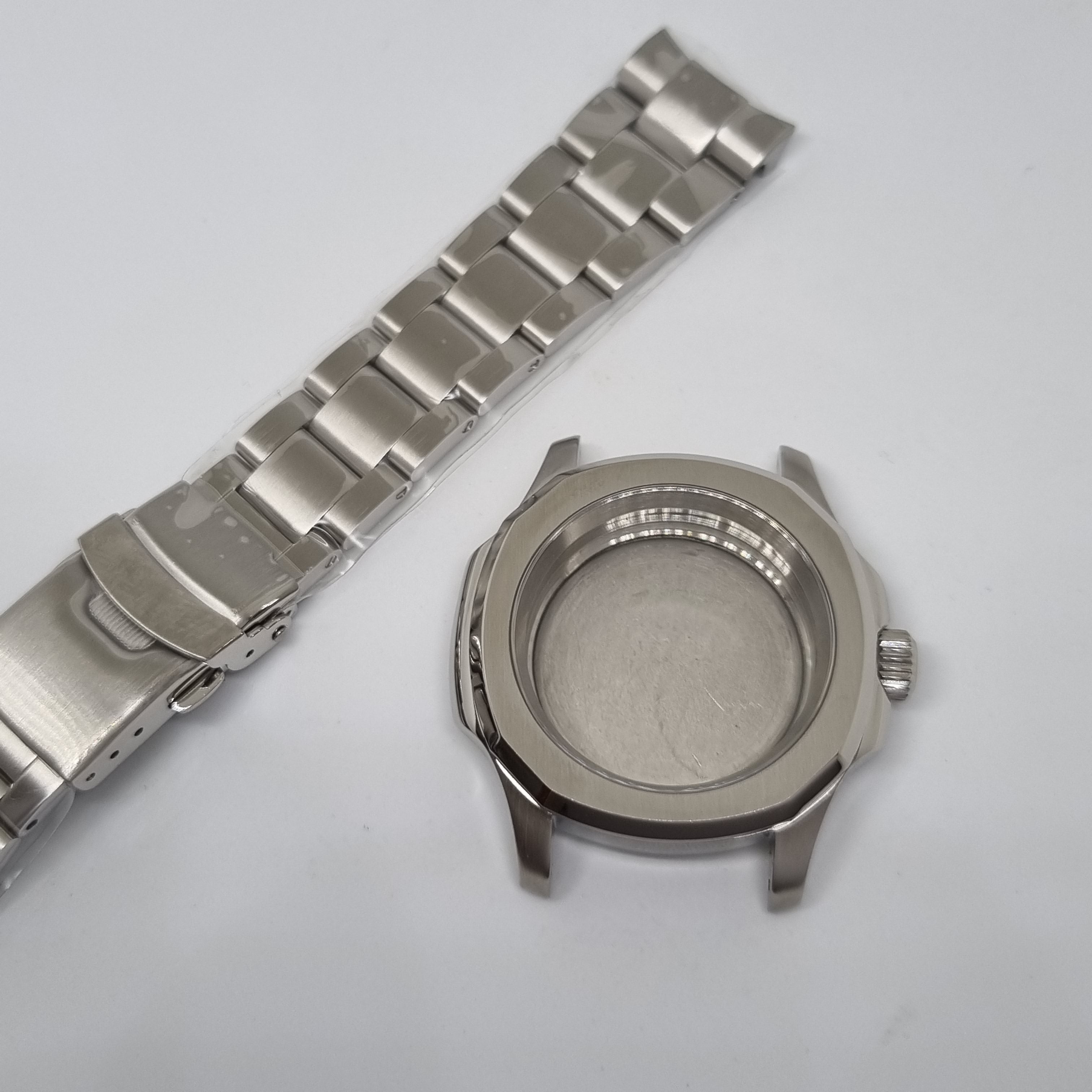 Silver Nautilus-style Conversion Case Set for Seiko Mods - CAS010
