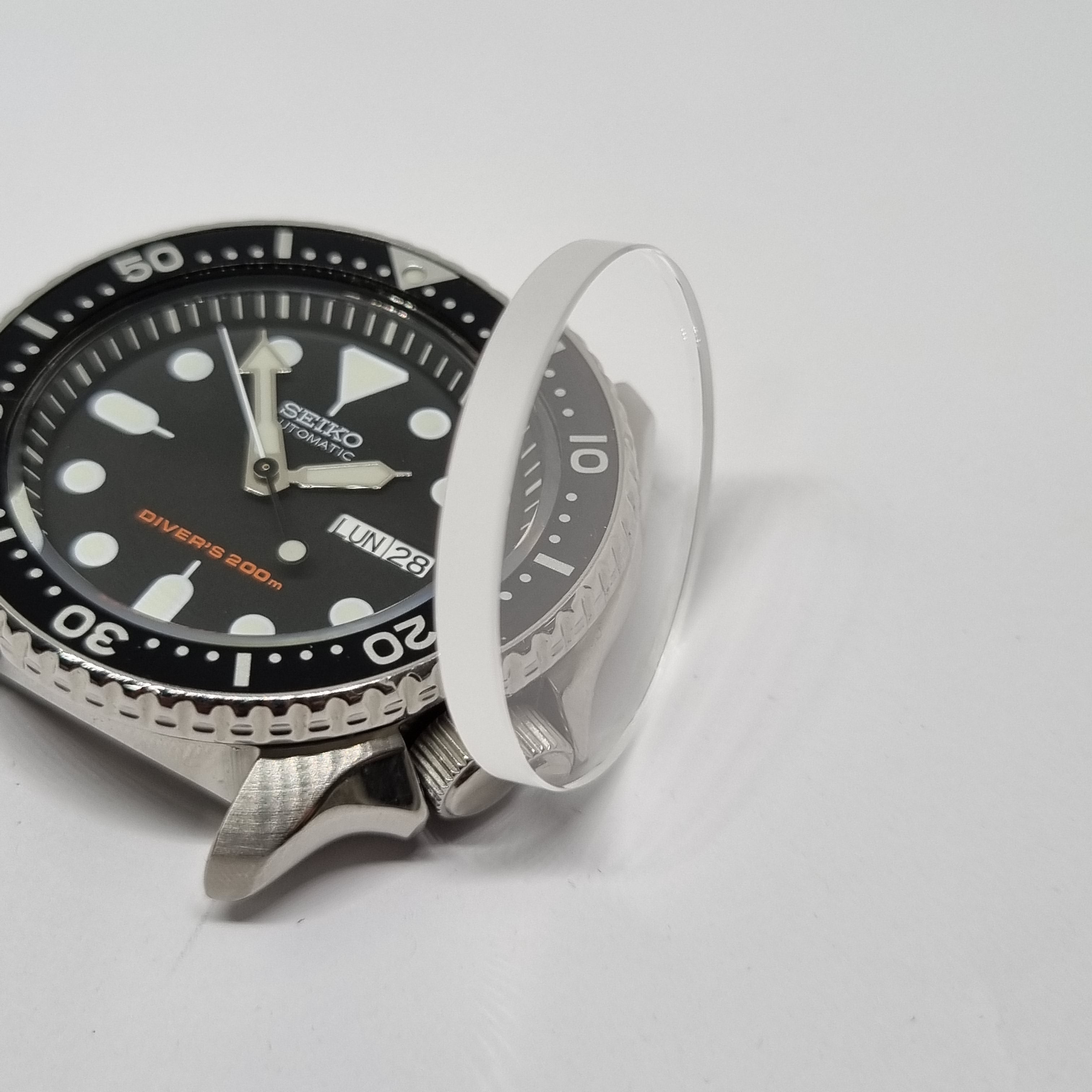 Flat Sapphire Crystal - SKX007 / SRPD Compatible - CRS003