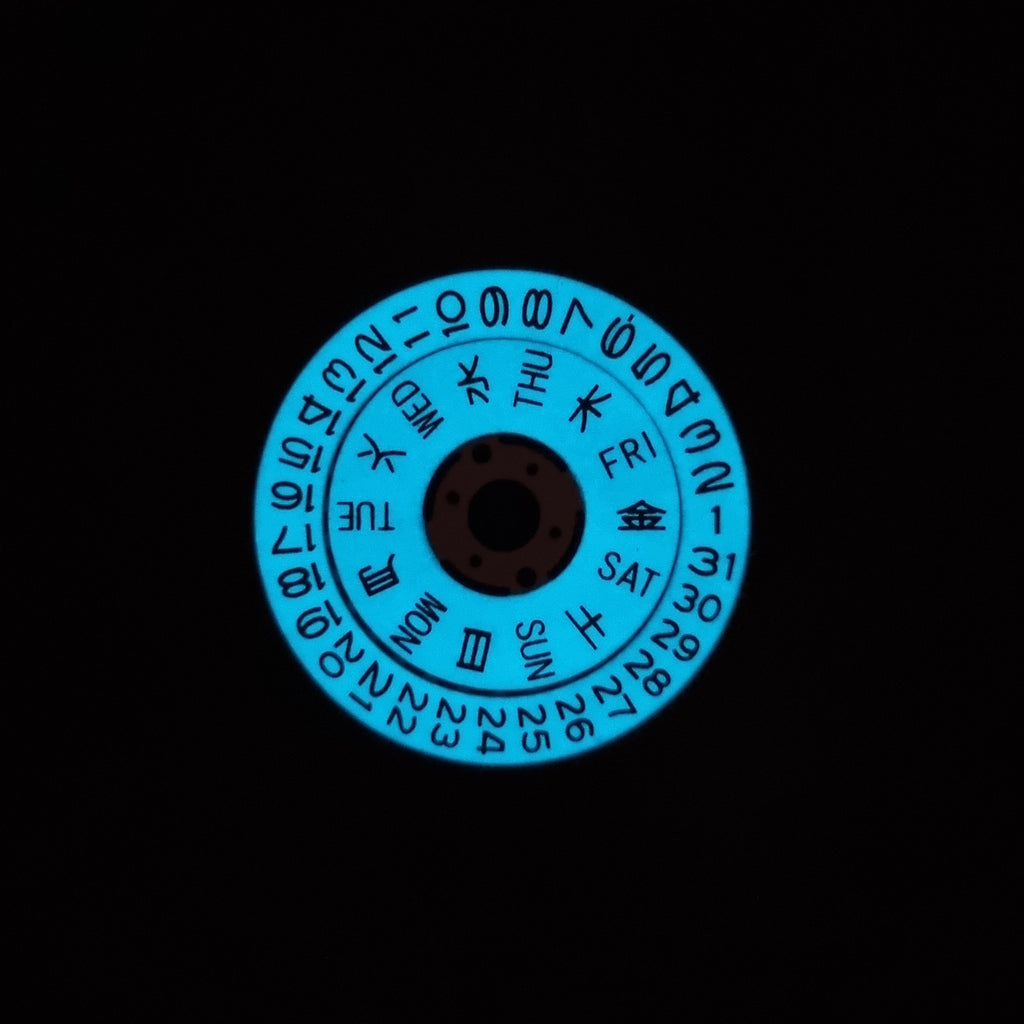 MVT038 NH36 Full Lume Day-Date Wheels in White with Green or Blue Lume with Kanji or Mandarin