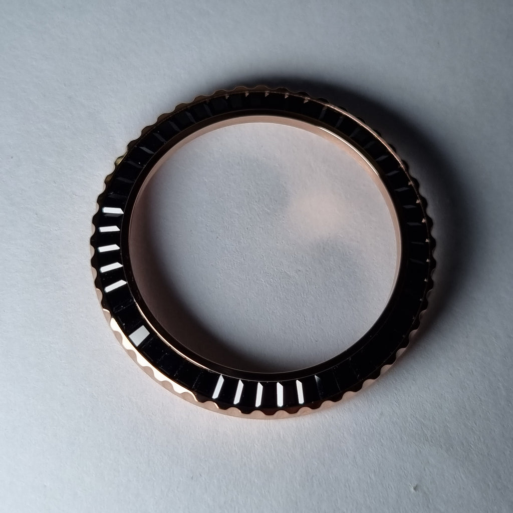 BEZ008 Polished Jewelled Bezel