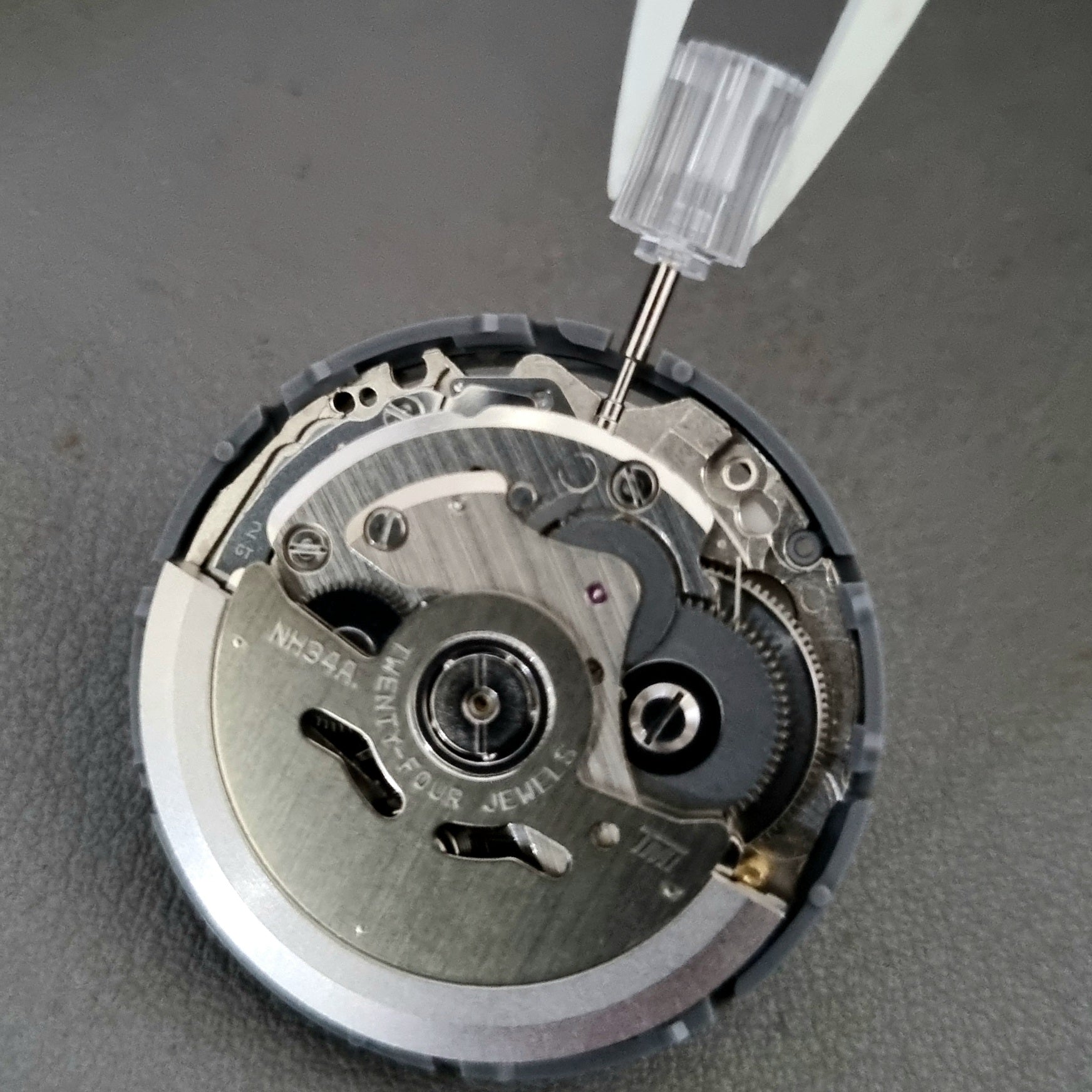 MVT011 Seiko Instruments Inc NH34 Movement