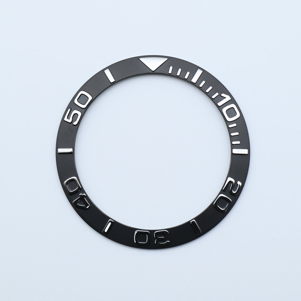 BZI001BKSI 38mm Black and Silver YM Style Sloped Insert