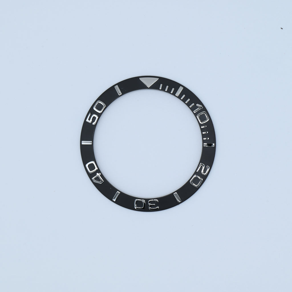 BZI001BKSI 38mm Black and Silver YM Style Sloped Insert