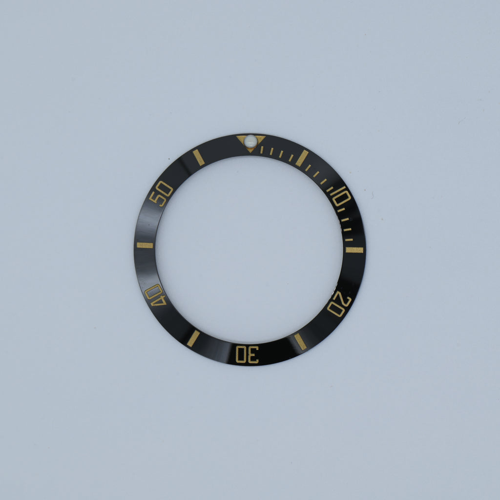 BZI008BKGD 38mm Black with Gold Text SUB Style Sloped Ceramic Insert