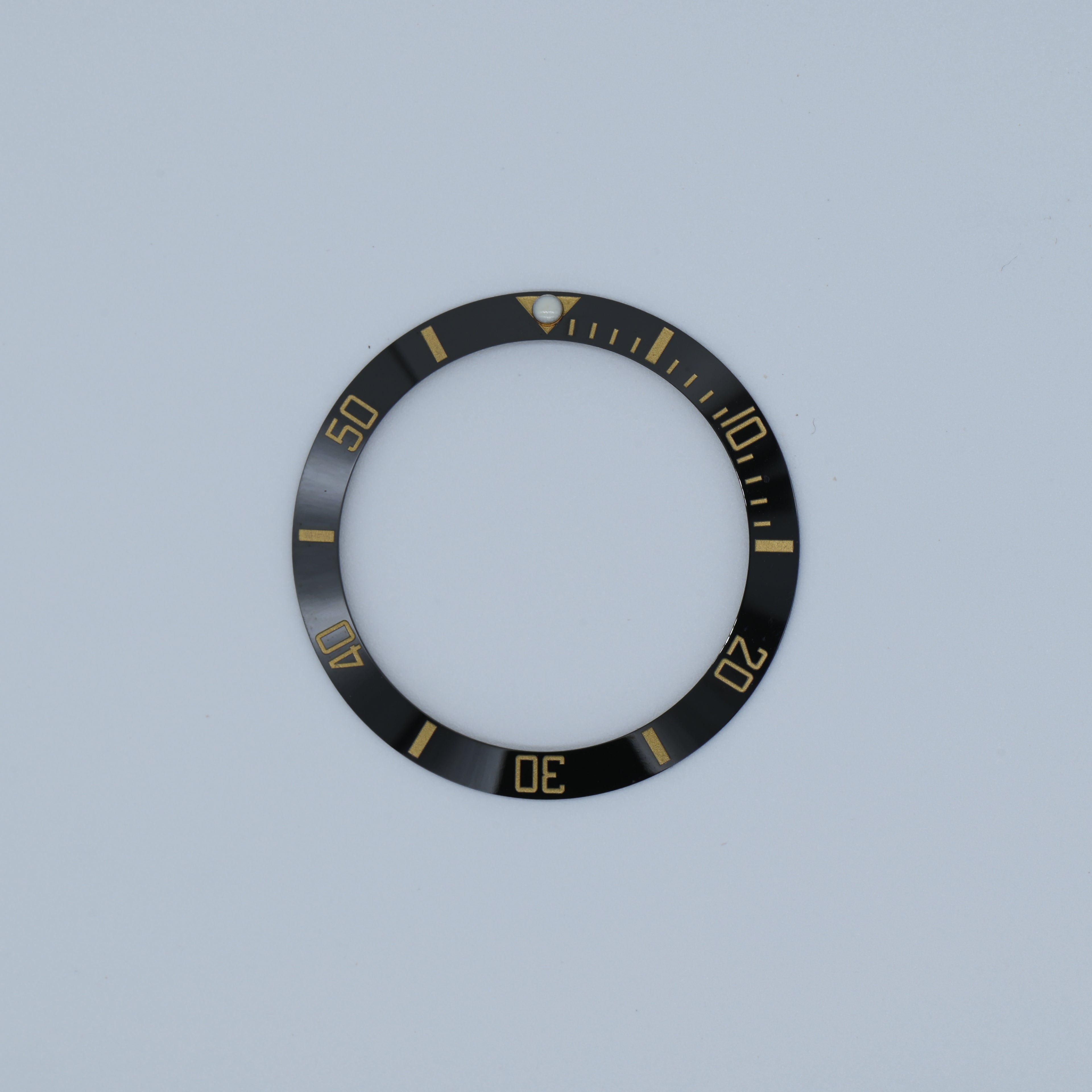BZI008BKGD 38mm Black with Gold Text SUB Style Sloped Ceramic Insert