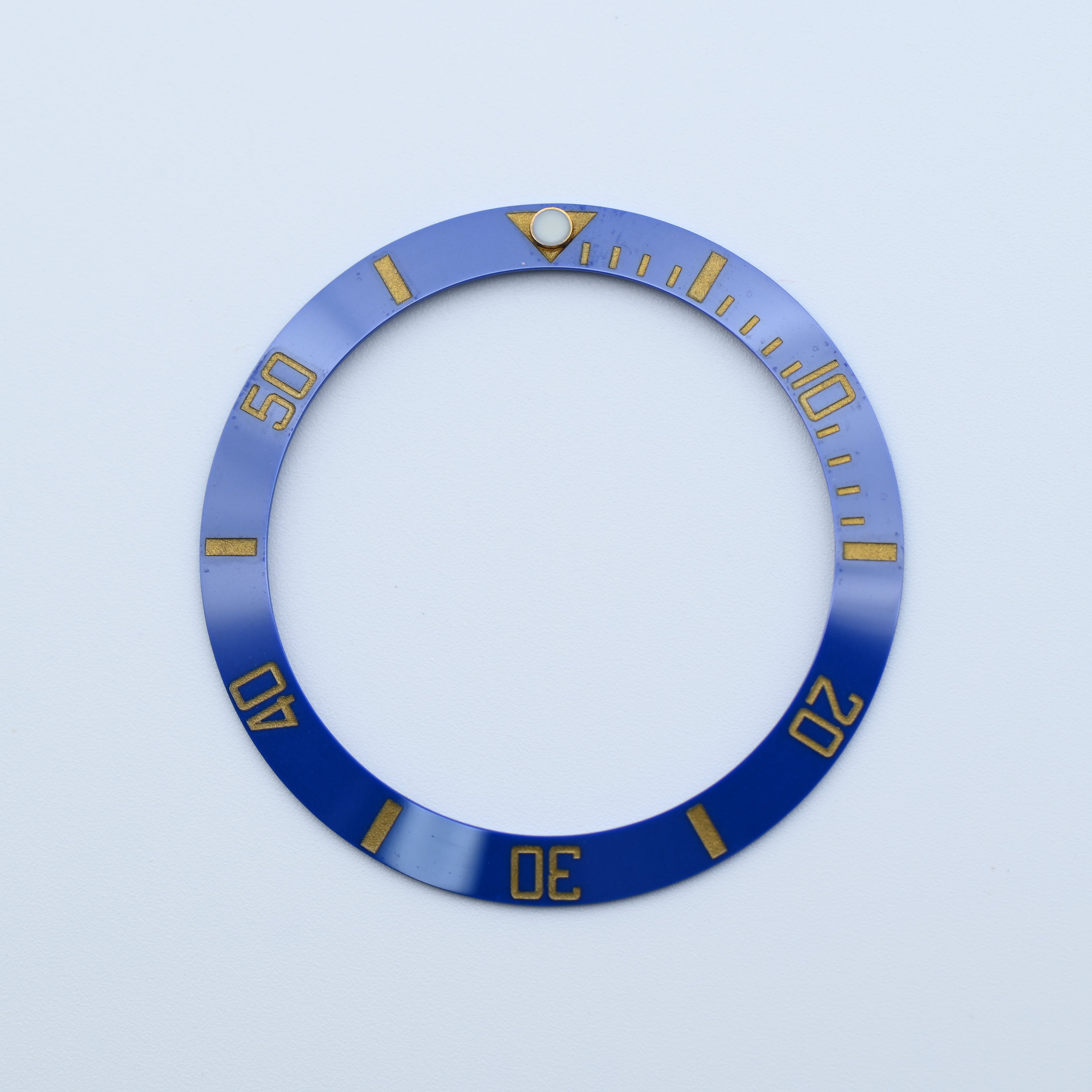 BZI008BLGD 38mm Blue with Gold Text SUB Style Sloped Ceramic Insert