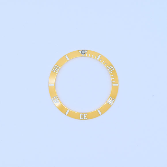 BZI008YEWH 38mm Yellow with White Text SUB Style Sloped Ceramic Insert