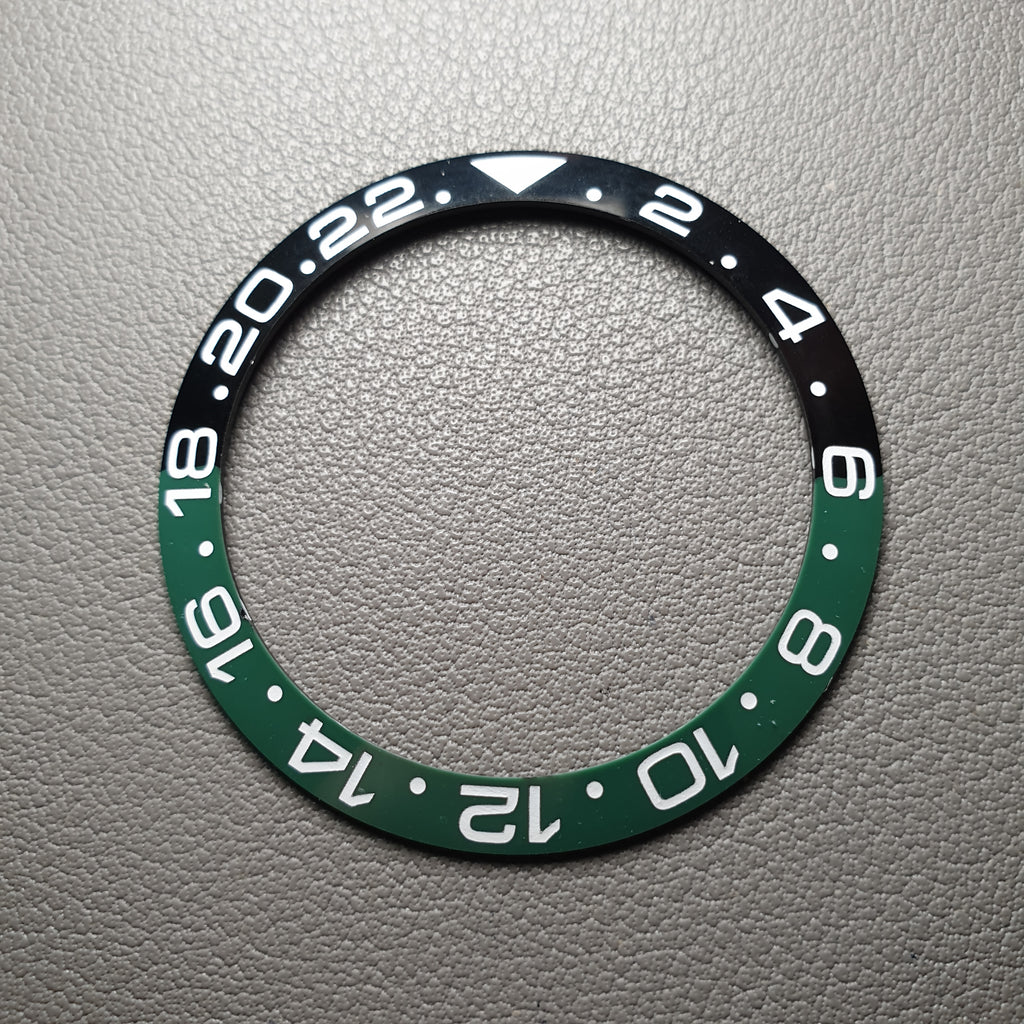 BZI009BKGR 38mm Black and Green with White Text GMT Style Sloped Ceramic Insert