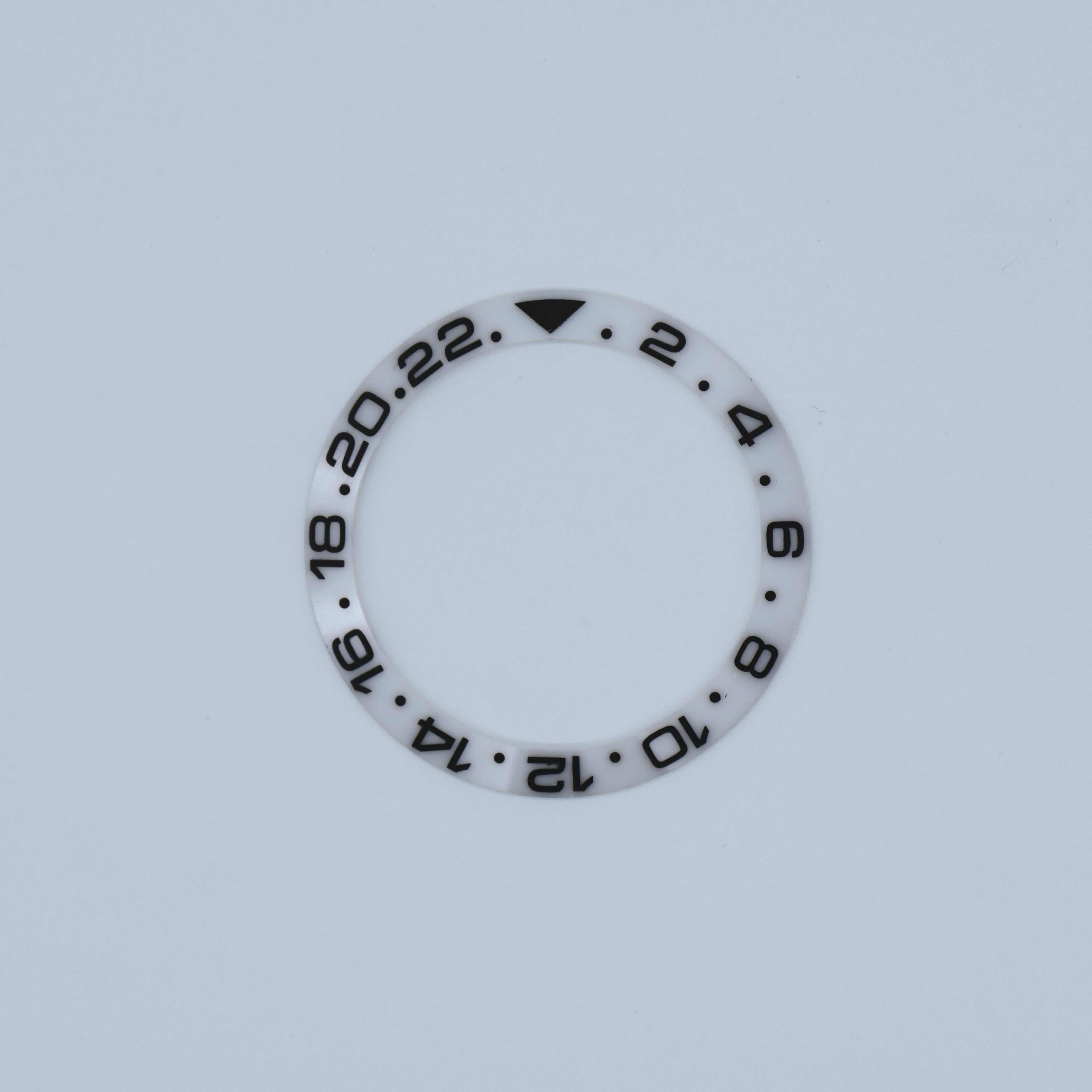BZI009WHBK 38mm White with Black Text GMT Style Sloped Ceramic Insert