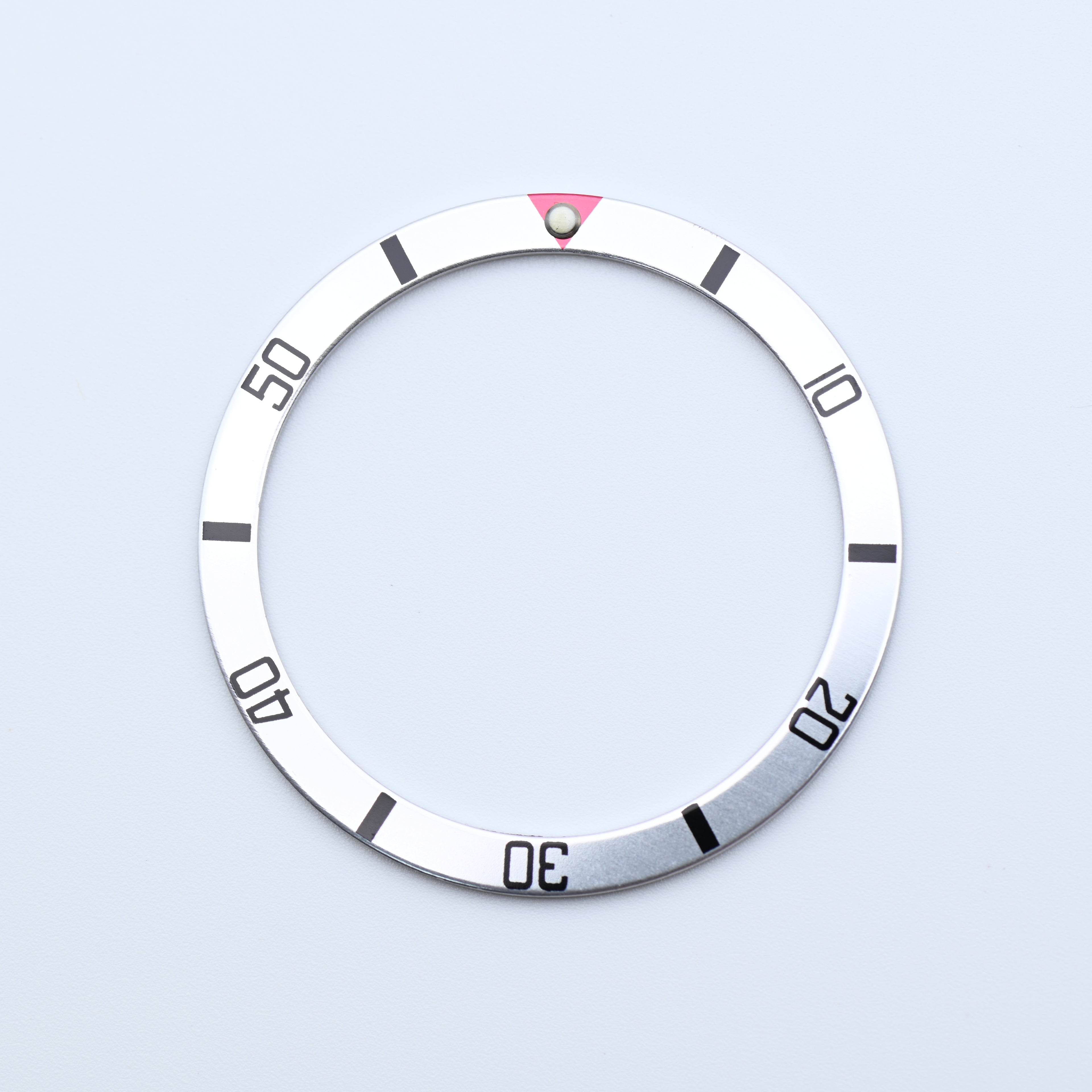 BZI018SI 38mm Red with Silver Text and Lume Pip Flat Anodised Aluminium Insert