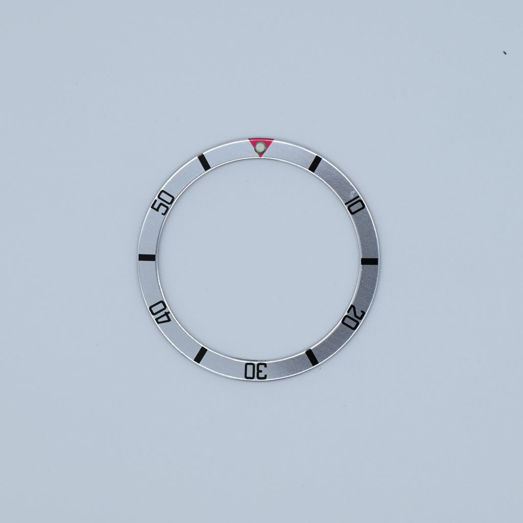 BZI018SI 38mm Red with Silver Text and Lume Pip Flat Anodised Aluminium Insert
