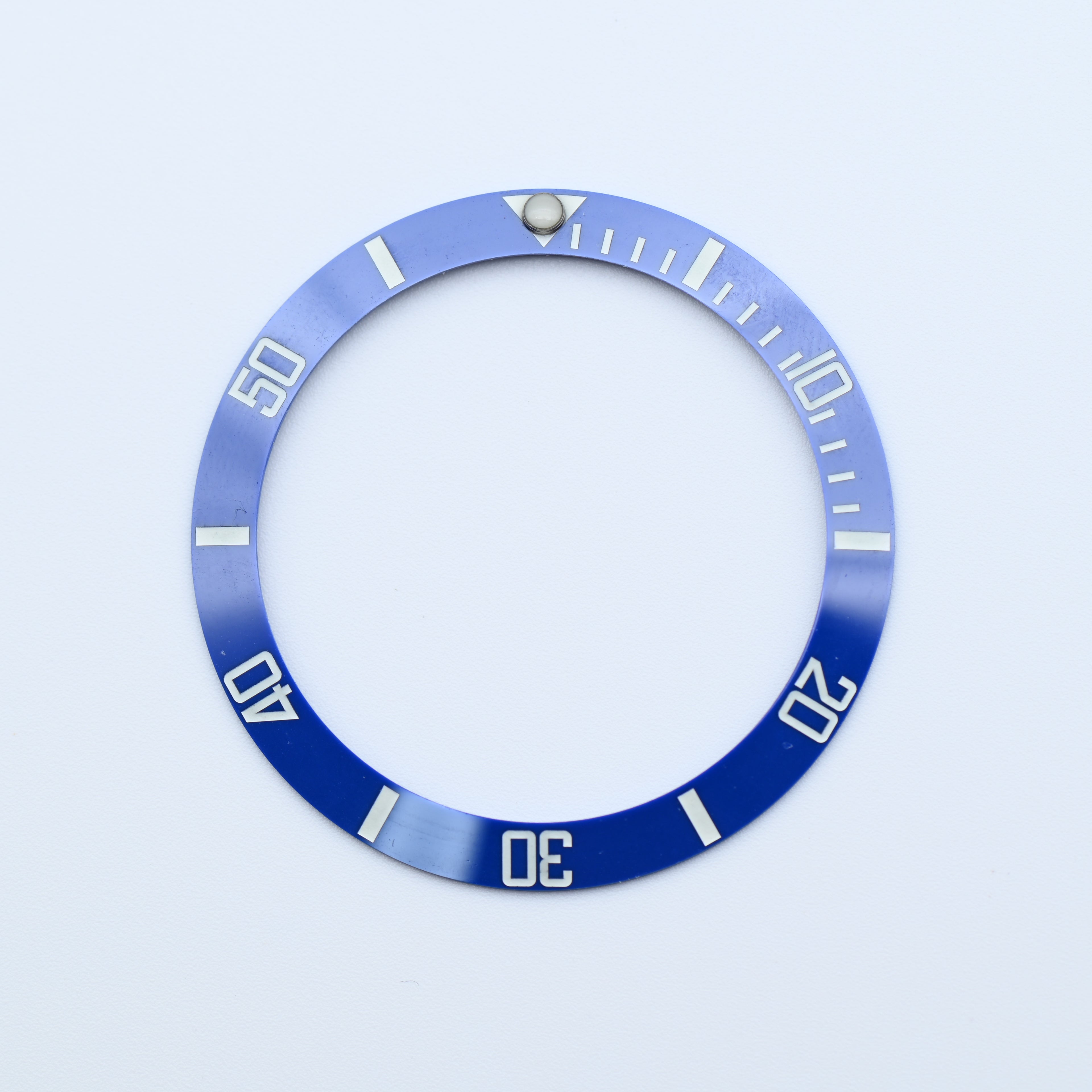 BZI021 38mm Lumed Blue With White Text Sub Style Sloped Ceramic Insert