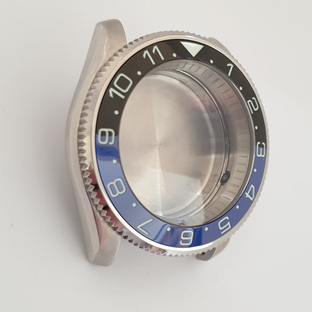 BZI023 38mm Lumed Black and Blue With White Text "BATMAN" Dual-Time Style Sloped Ceramic Insert
