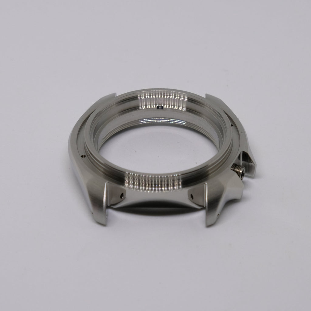 Silver SKX Style Polished Case with Case Back - CAS001
