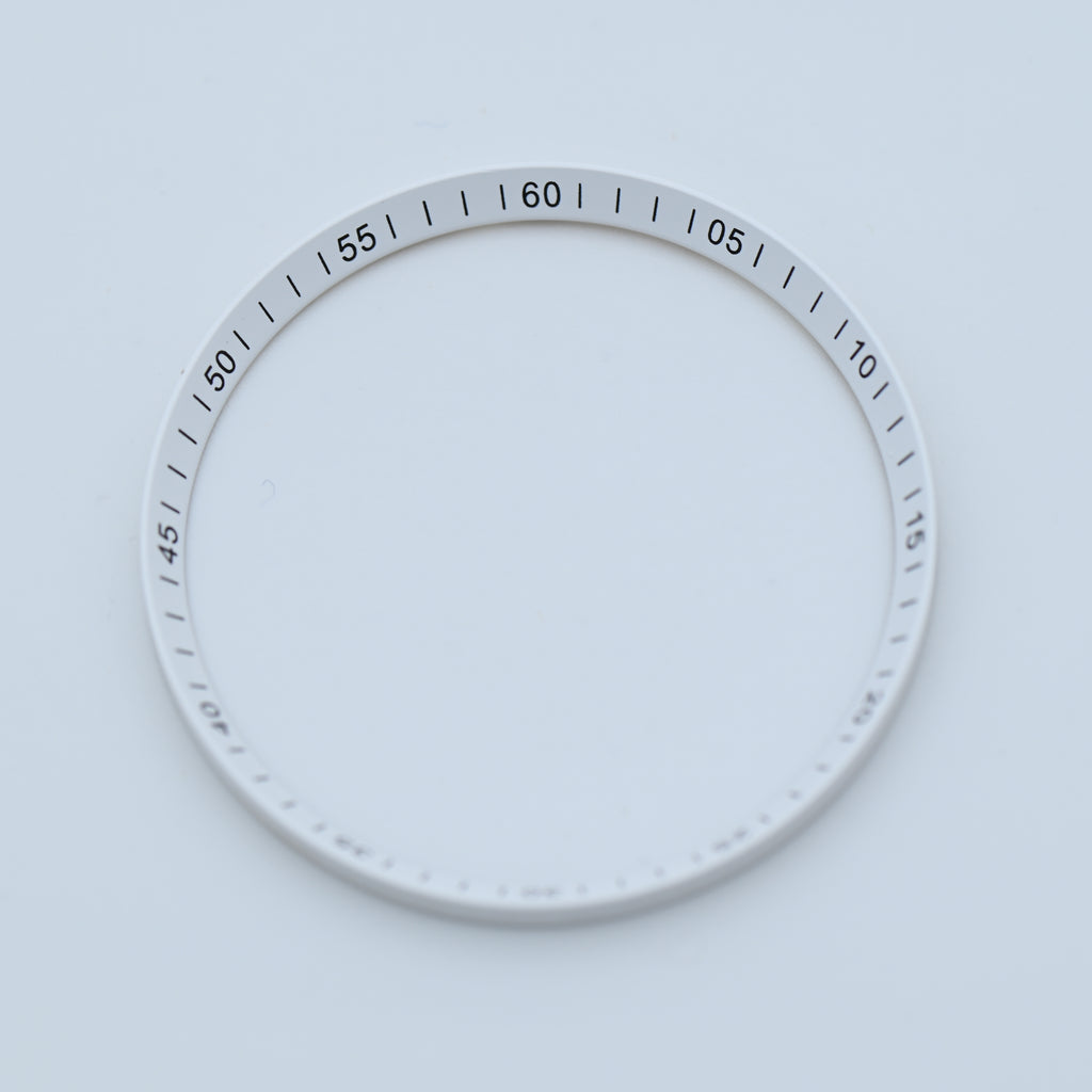 CHR029 White with Black Numerals Chapter Ring for SKX007 / SKX009 / SRPD