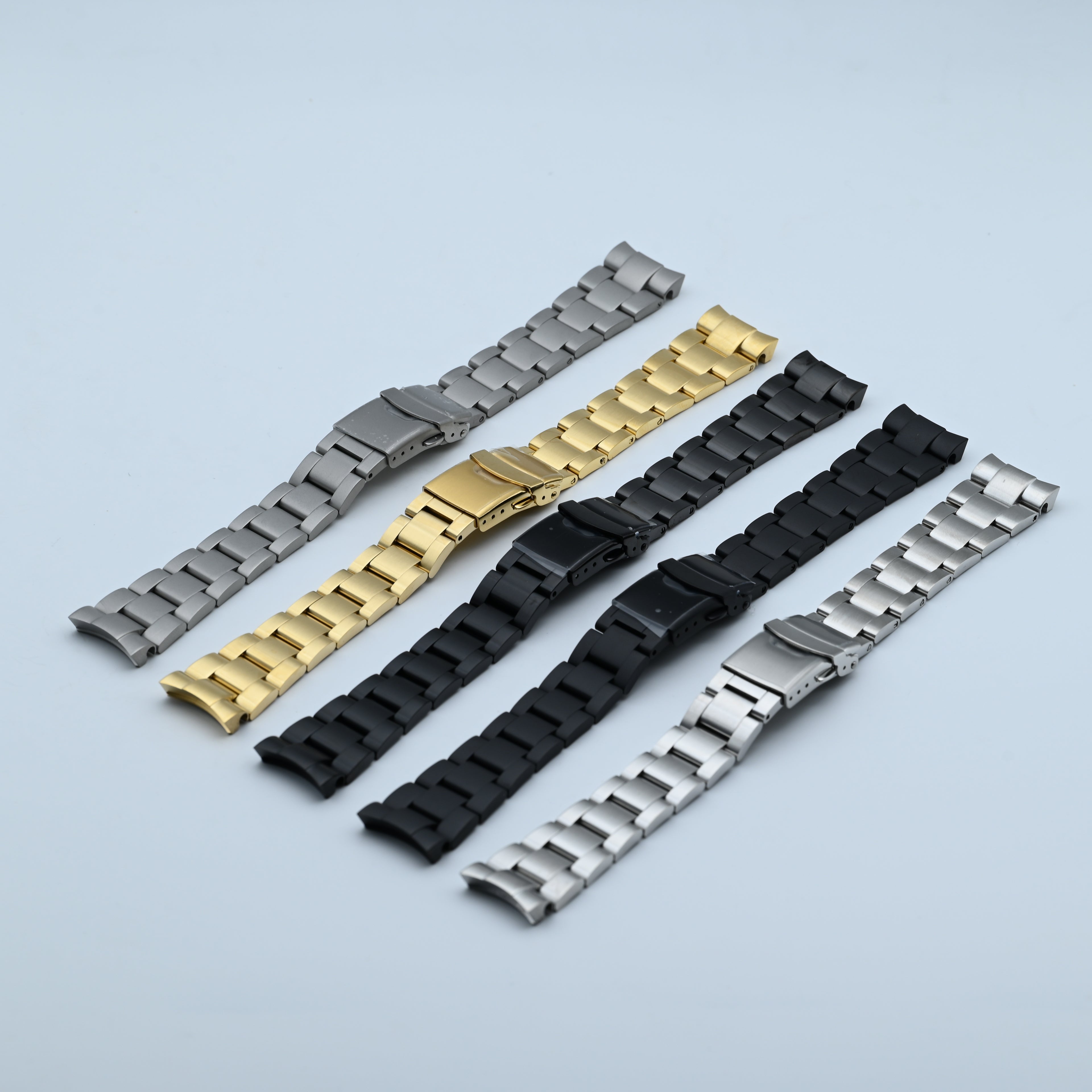 Solid End Link Bracelet for CAS010 Case Set