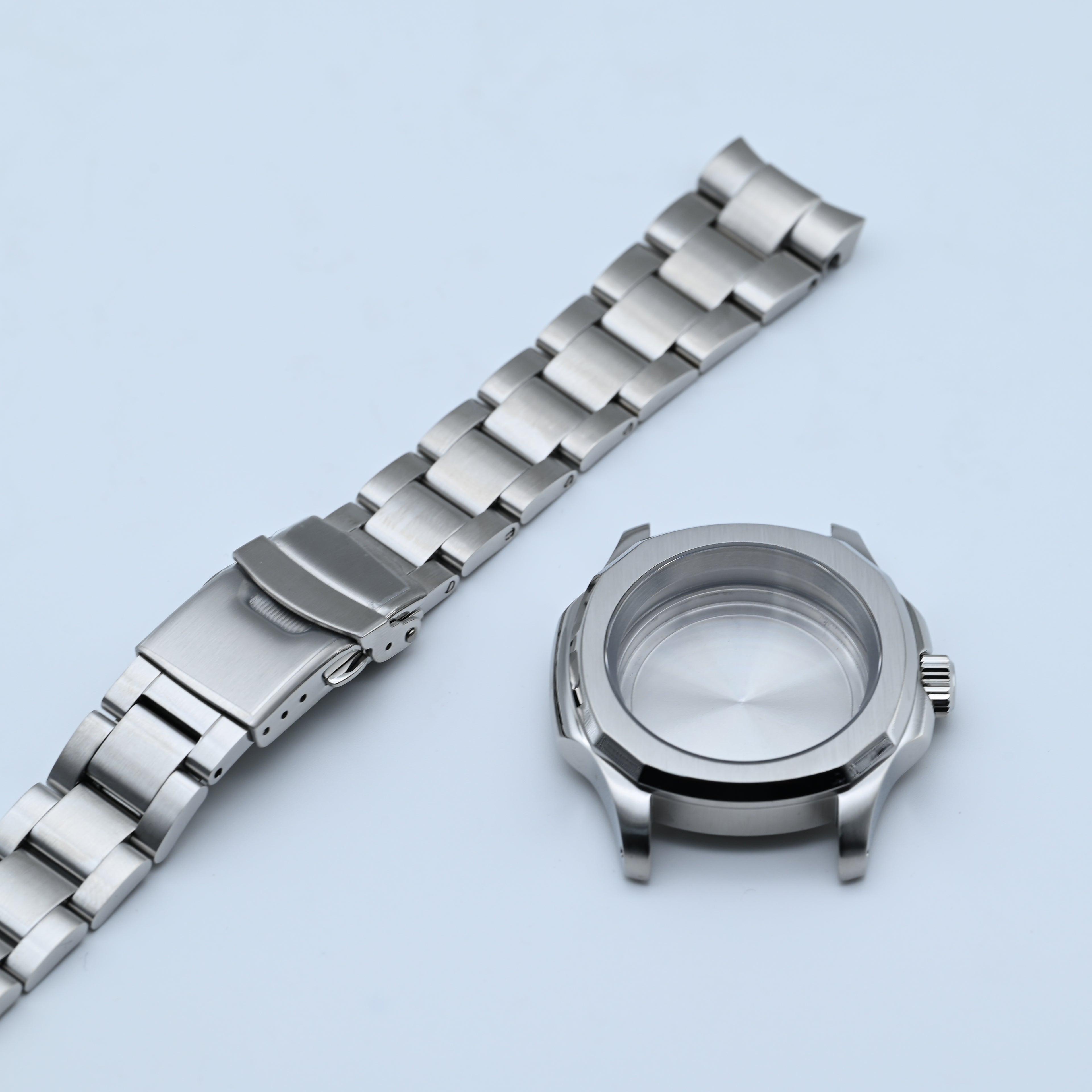 Silver Nautilus-style Conversion Case Set for Seiko Mods - CAS010