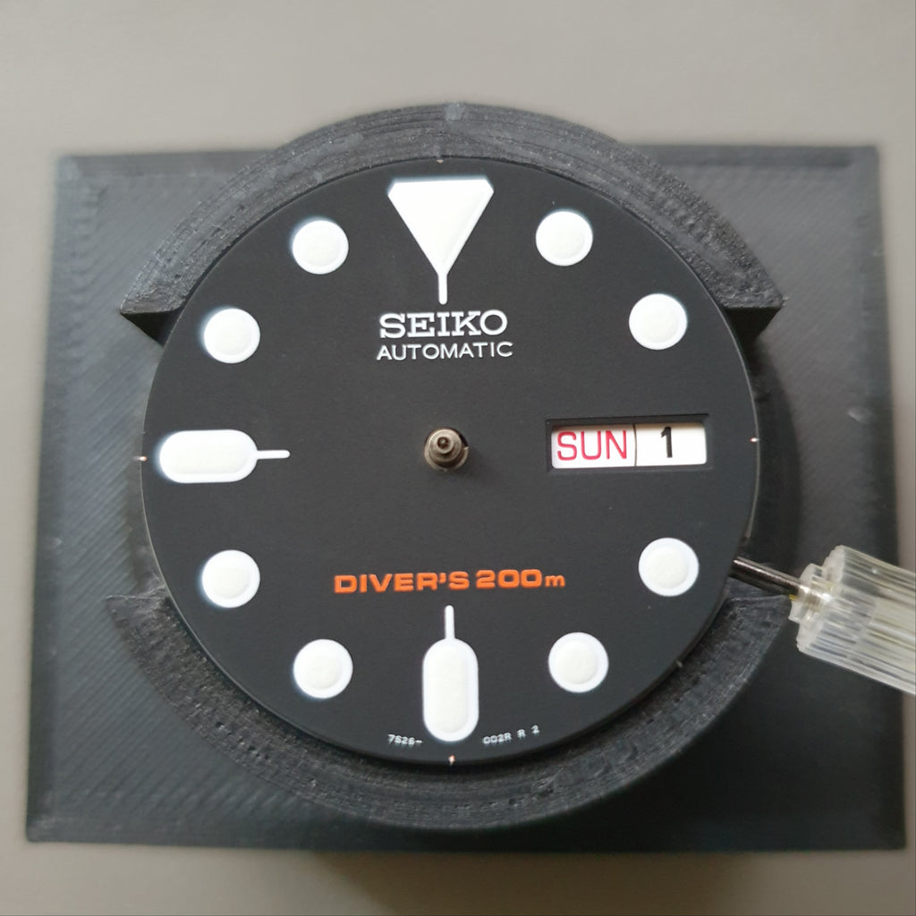 MVT002 Seiko Instruments Inc NH36 Movement with 3:45 Day Wheel