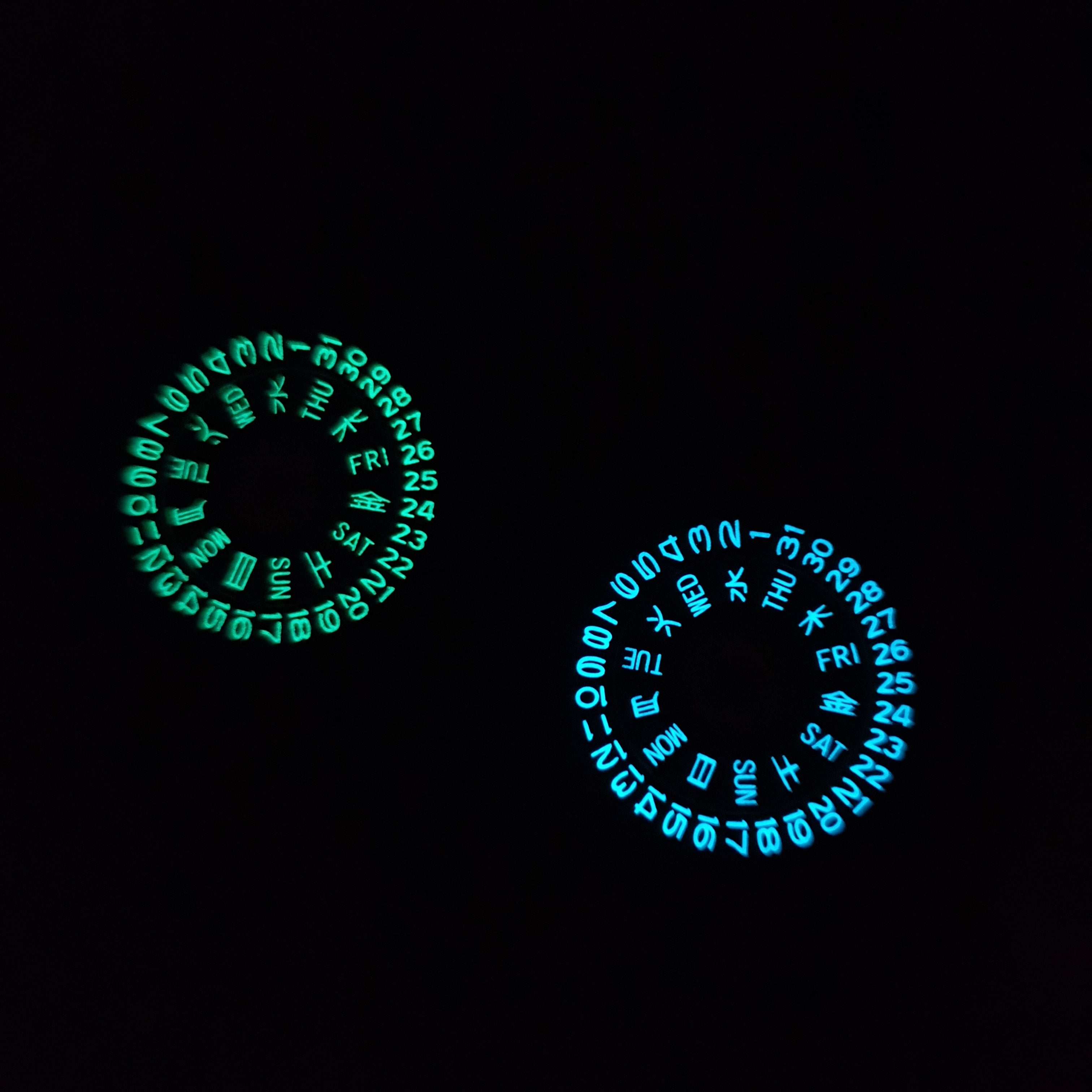 MVT006 C3 Green Lumed Day+Date Wheels