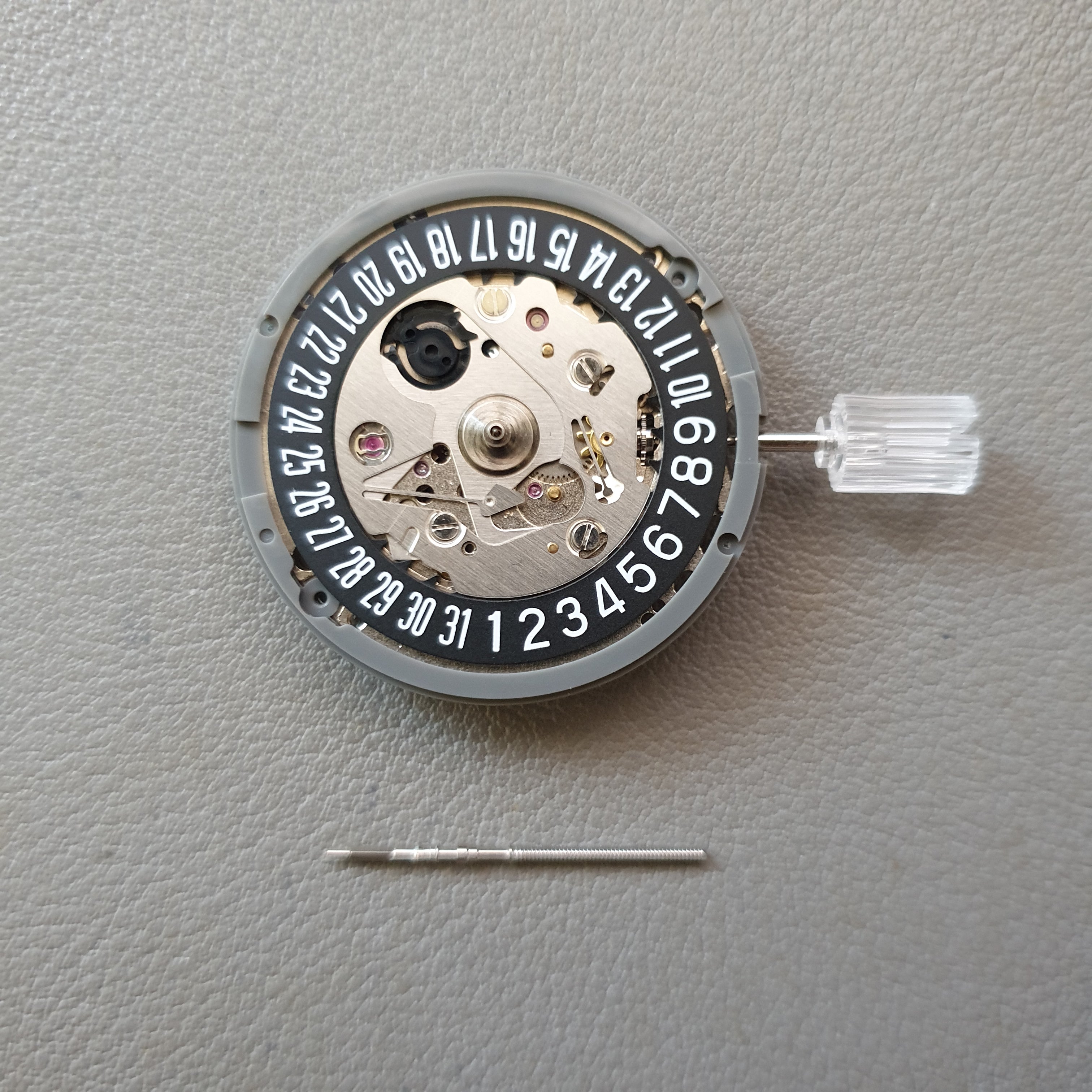 Seiko NH35; Seiko 6:00 dial